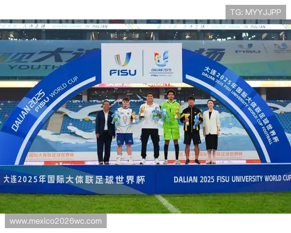 从历史角度看世界杯冠军与四强变化，揭示足球发展趋势与规律